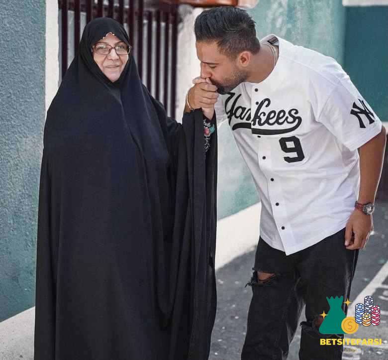 حاشیه های محمد معماریان در رابطه با چه موضوعاتی است؟